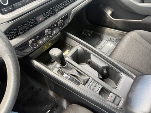 Used 2025 Honda Accord LX image 13