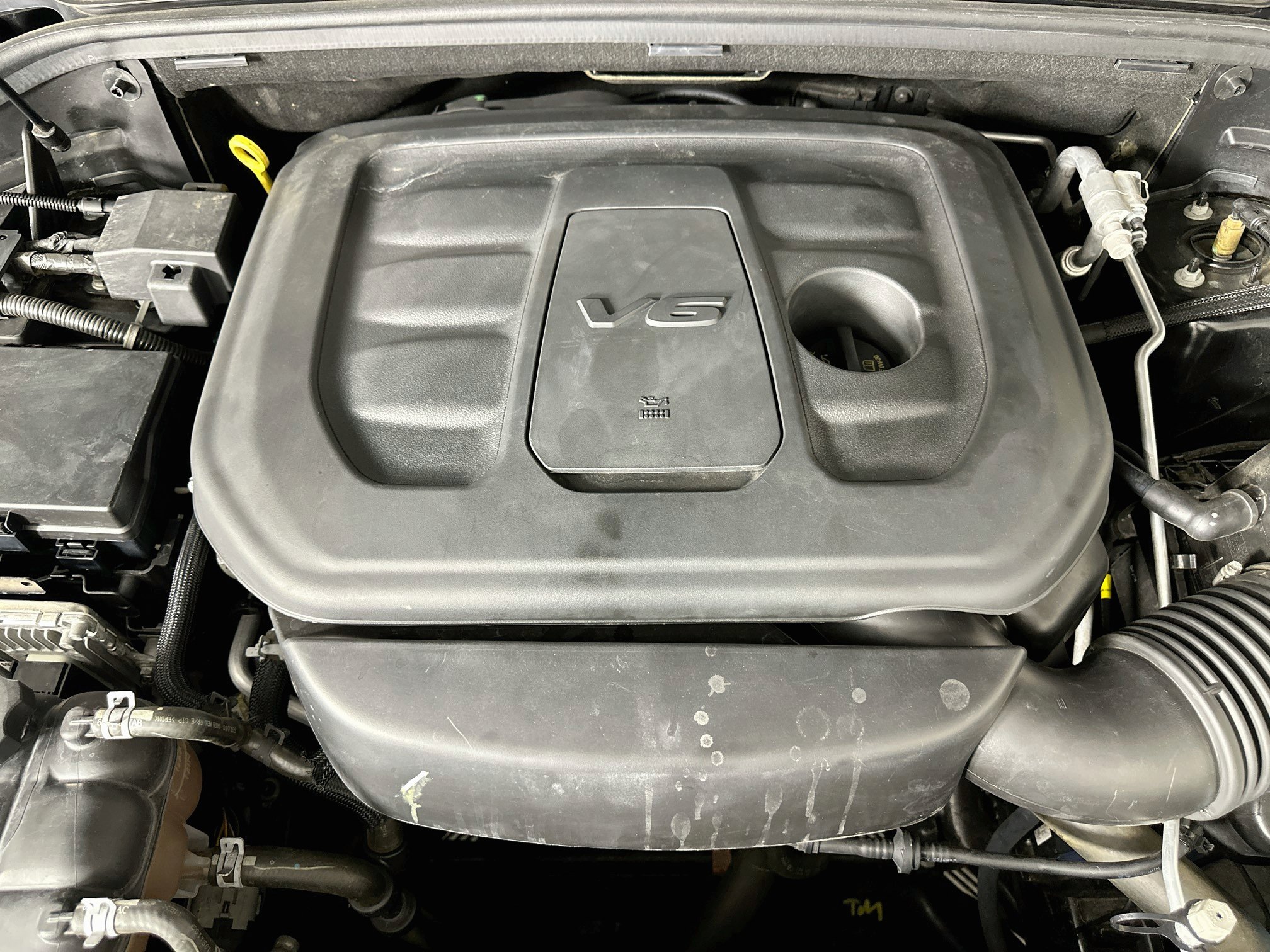 Used 2020 Jeep Grand Cherokee Limited AWD/4WD image 34