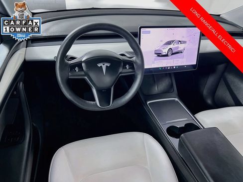 Used 2024 Tesla Model Y Long Range AWD/4WD image 24