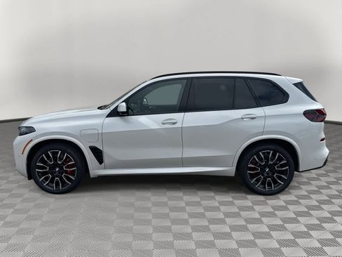 New 2026 BMW X5 xDrive50e w/ M Sport Package image 8