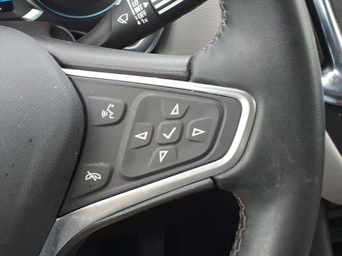 Used 2023 Chevrolet Equinox LT image 13