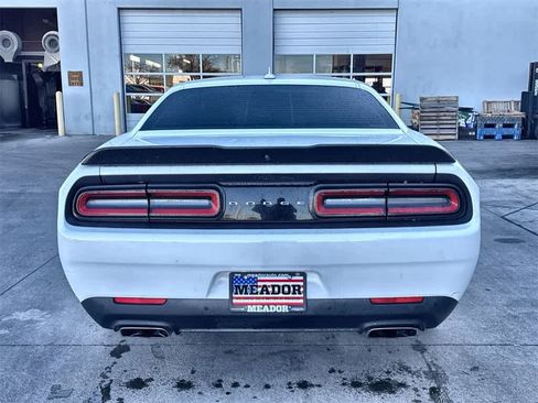 Used 2019 Dodge Challenger R/T Scat Pack image 5