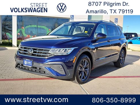 Certified 2022 Volkswagen Tiguan SE w/ Panoramic Sunroof Package image 1