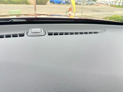 Used 2025 Chevrolet TrailBlazer LT image 18