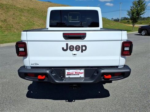 New 2025 Jeep Gladiator Mojave w/ Safety Group image 5