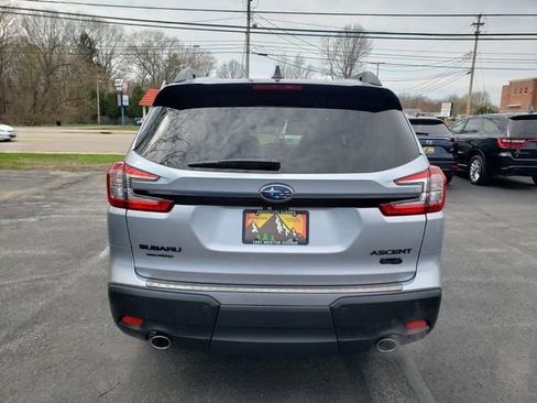 Used 2025 Subaru Ascent Bronze Edition w/ Popular Package #2 image 3