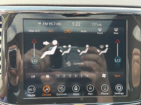 Used 2021 Jeep Grand Cherokee Limited AWD/4WD image 26
