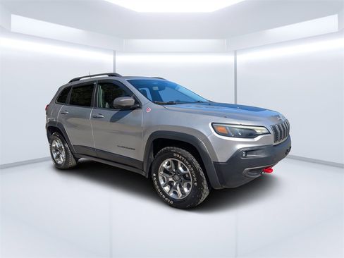 Used 2019 Jeep Cherokee Trailhawk w/ Comfort/Convenience Group image 1