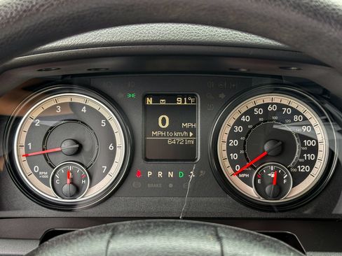 Used 2018 RAM 2500 Tradesman w/ Chrome Appearance Group AWD/4WD image 19