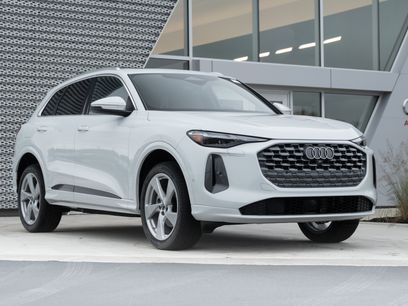 New 2025 Audi Q5 Premium Plus