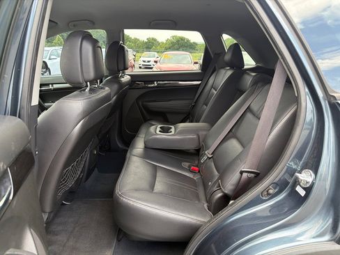 Used 2011 Kia Sorento EX w/ Premium Pkg AWD/4WD image 12
