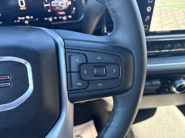 Used 2026 GMC Sierra 1500 SLT AWD/4WD image 12