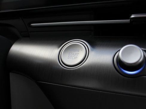 New 2026 Hyundai Kona SE image 16