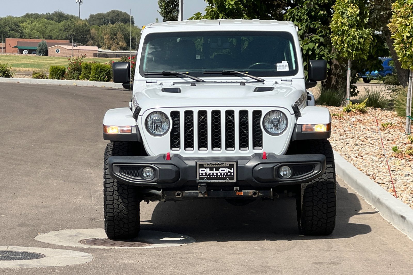 Used 2021 Jeep Gladiator Rubicon AWD/4WD image 12