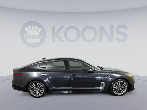 Used 2019 Kia Stinger Premium image 8
