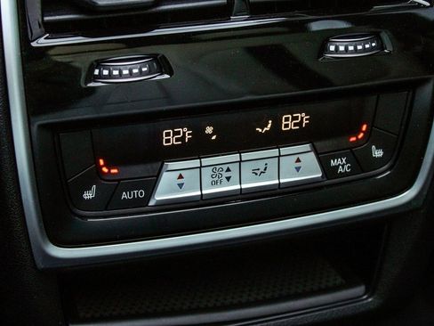 Used 2021 BMW X5 M w/ Competition Package image 40