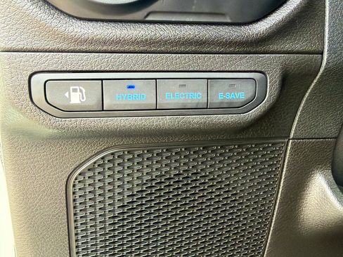 Used 2024 Jeep Wrangler Willys image 29