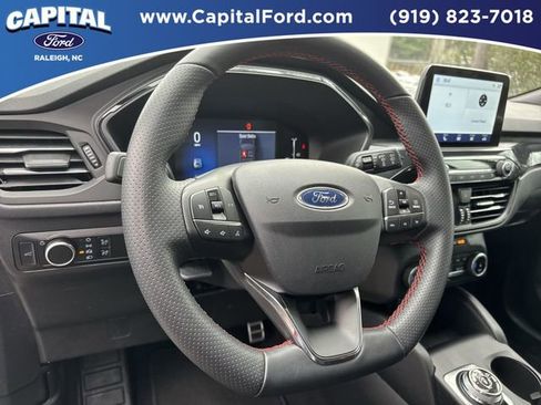 Used 2024 Ford Escape ST-Line image 23