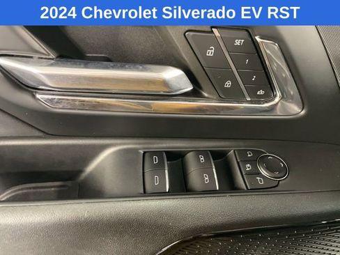 Used 2024 Chevrolet Silverado EV RST image 2