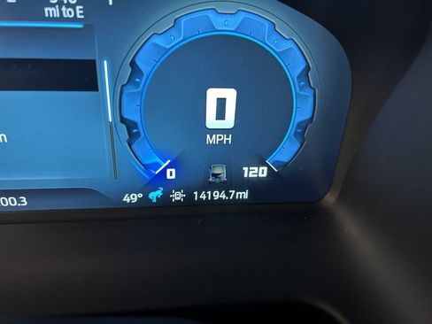 Used 2025 Ford Bronco Outer Banks image 18