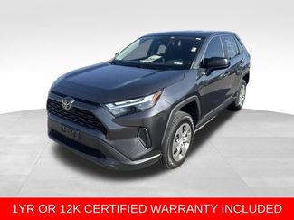 Used 2023 Toyota RAV4 LE AWD/4WD video 1