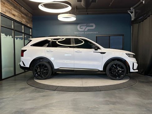 Used 2021 Kia Sorento SX AWD/4WD image 2