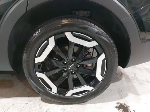 Used 2025 Kia Telluride S AWD/4WD image 35