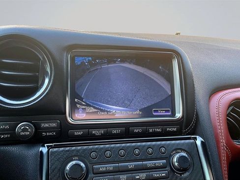 Used 2015 Nissan GT-R Premium AWD/4WD image 13