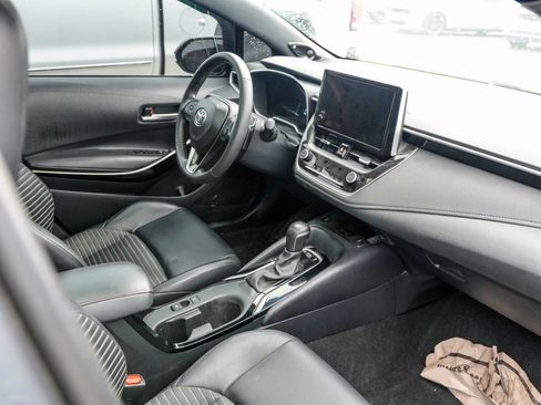 Used 2024 Toyota Corolla XSE FWD image 3