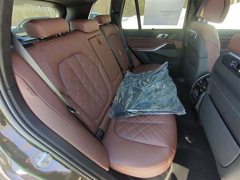 New 2026 BMW X5 xDrive50e w/ Executive Package image 27