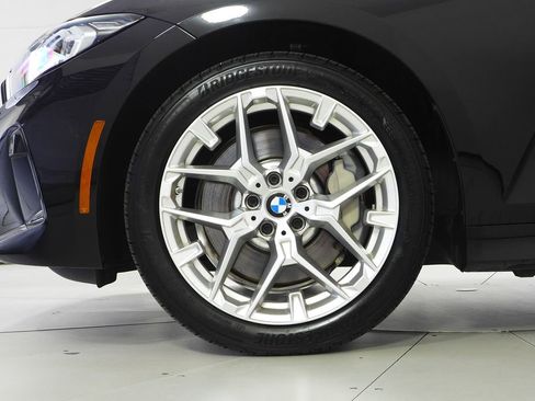 Used 2025 BMW 330i Sedan w/ Convenience Package RWD image 5