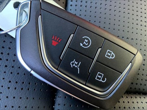 New 2026 Cadillac Lyriq Luxury image 35