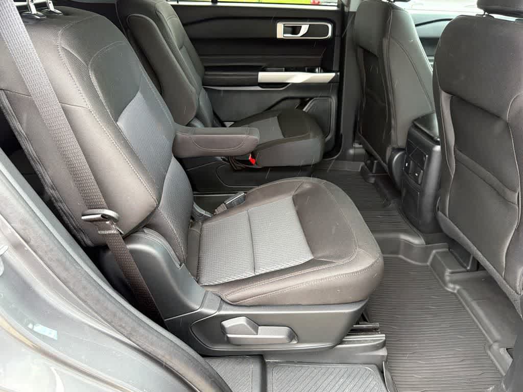 Certified 2024 Ford Explorer XLT AWD/4WD image 14