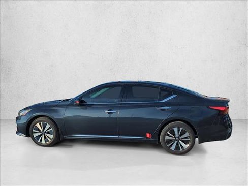 Used 2019 Nissan Altima 2.5 SL AWD/4WD image 5