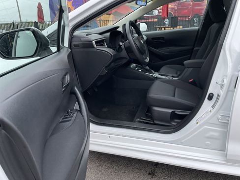 Used 2023 Toyota Corolla LE FWD image 14