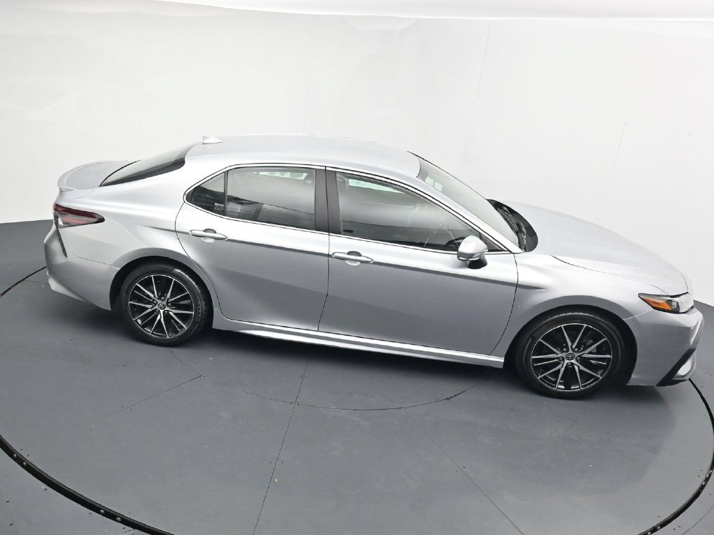 Used 2024 Toyota Camry SE FWD image 32
