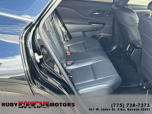 Used 2025 Toyota Crown Signia image 23