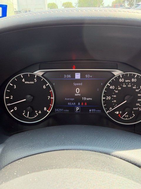 Used 2023 Nissan Altima 2.5 SL FWD image 6