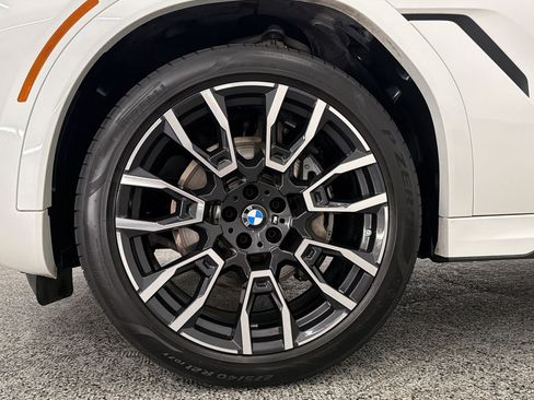 Used 2025 BMW X6 xDrive40i w/ Premium Package AWD/4WD image 12
