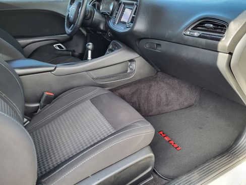 Used 2018 Dodge Challenger R/T w/ Blacktop Package image 15