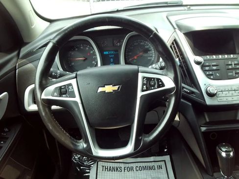 Used 2017 Chevrolet Equinox LT w/ Sport Edition FWD image 11