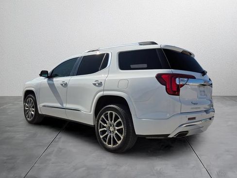 Used 2023 GMC Acadia Denali w/ Denali Technology Package FWD image 3