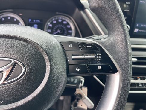 Certified 2023 Hyundai Sonata SE image 17