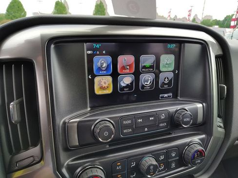 Used 2018 Chevrolet Silverado 1500 LT w/ All Star Edition AWD/4WD image 16