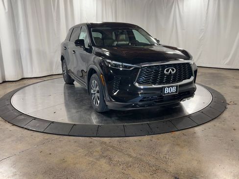 Certified 2025 INFINITI QX60 Pure image 4