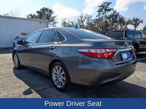 Used 2016 Toyota Camry XLE image 6