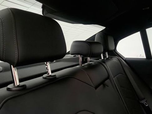 Used 2026 BMW 530i RWD image 40