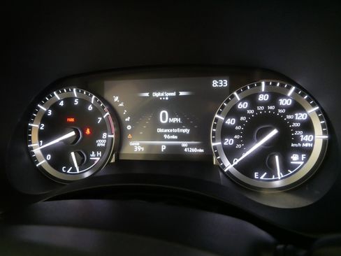 Used 2022 Toyota Highlander XLE image 21