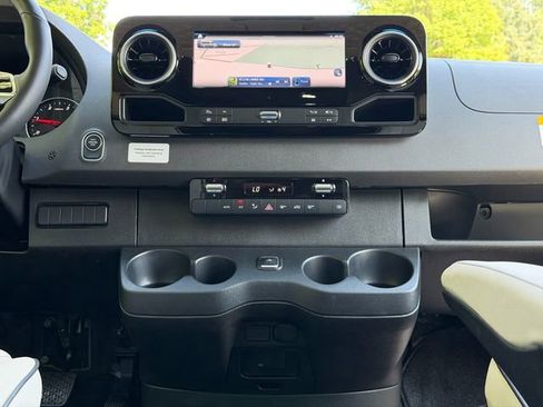New 2025 Mercedes-Benz Sprinter 3500 image 58