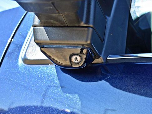 Used 2020 Ford F250 Platinum w/ FX4 Off-Road Package AWD/4WD image 60